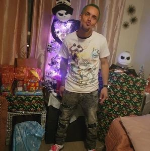 Meet your Posher, Yampi